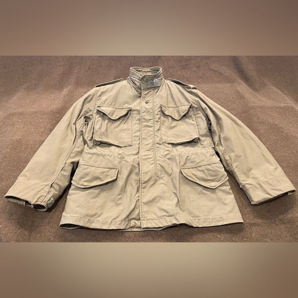 Vintage Vietnam Era M65 Military Jacket, Men’s Medium Short, Olive Drab Green